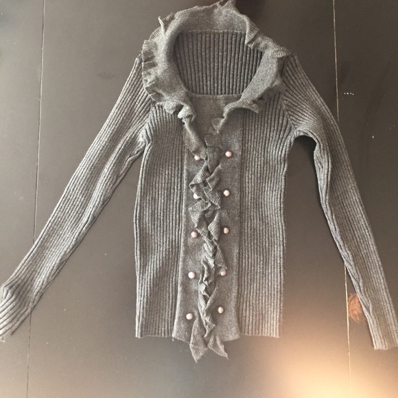Sweaters - DONATED!! small grey long sleeve button up top so UNIQUE!